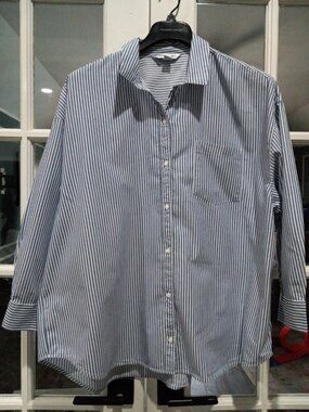 OLD NAVY Blue/White stripe Oversized Boyfriend Shirt